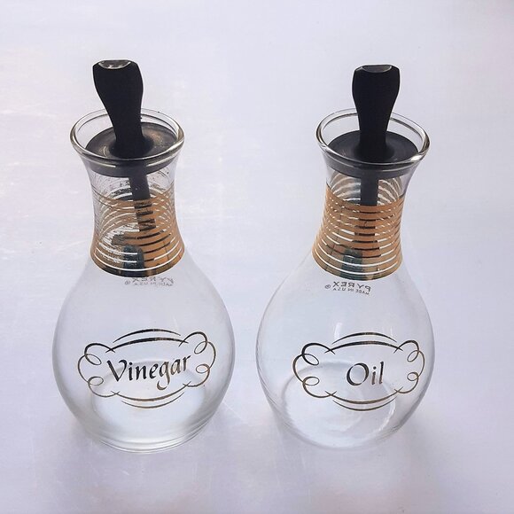 VTG Pyrex Oil & Vinegar Glass Cruets with Tops Gold Bands Original Stoppers - Picture 1 of 12